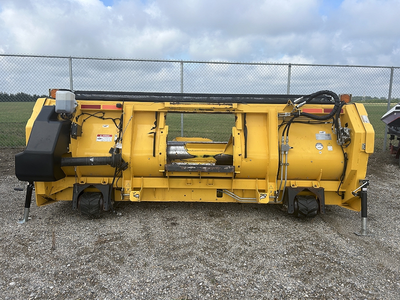 2020 New Holland 380HDY Header Forage