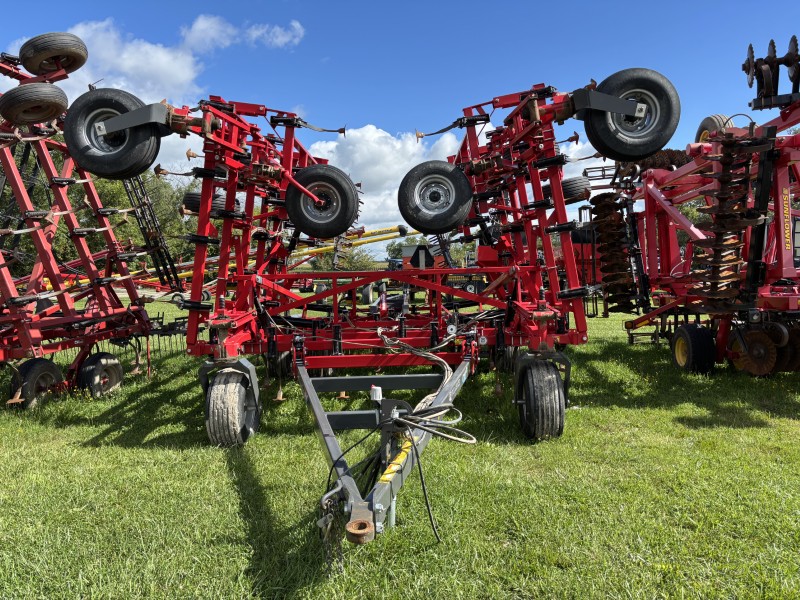 2019 Wil-Rich QX2 42.5' Field Cultivator