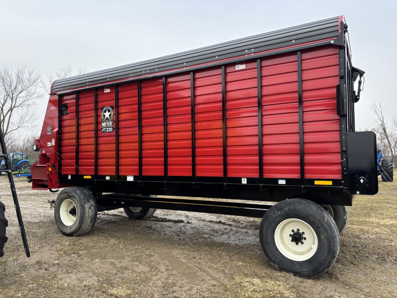 2025 Meyer RTH220-C Forage Box