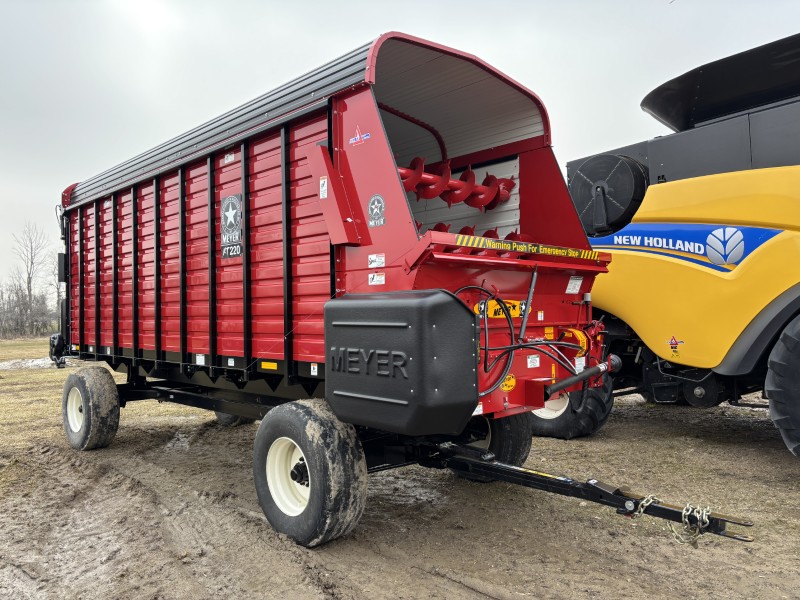 2025 Meyer RTH220-C Forage Box