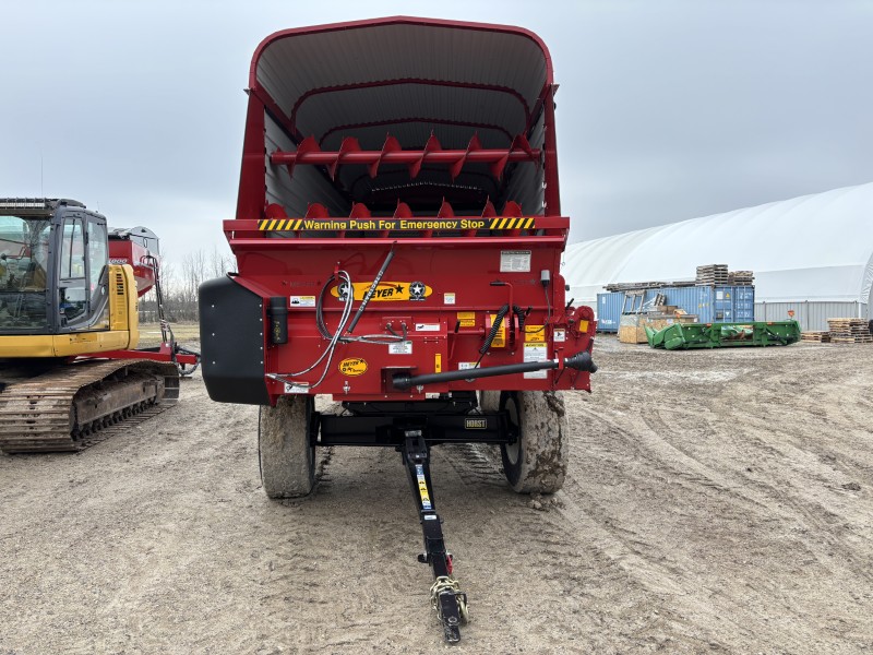 2025 Meyer RTH220-C Forage Box