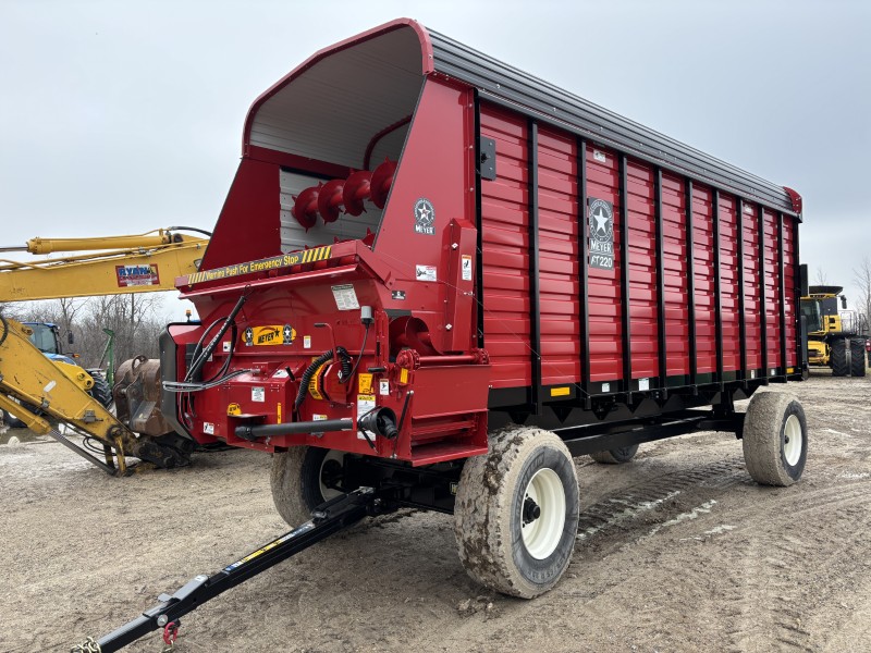 2025 Meyer RTH220-C Forage Box