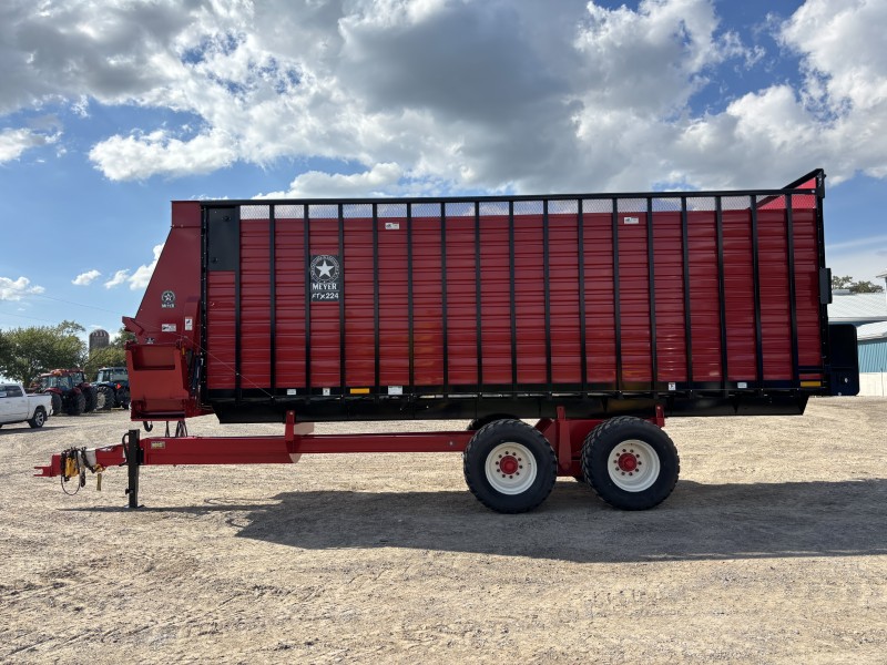 2026 Meyer RTAX224 Forage Box