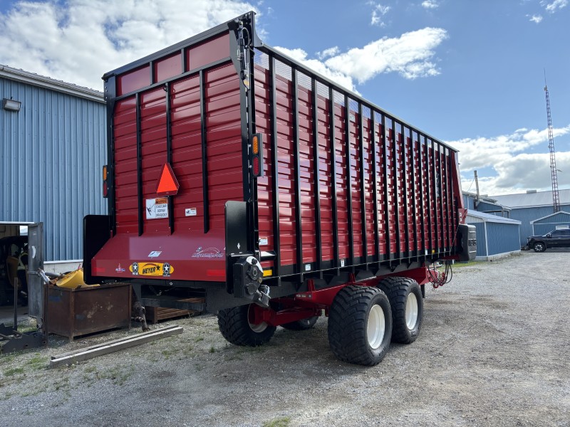 2026 Meyer RTAX224 Forage Box