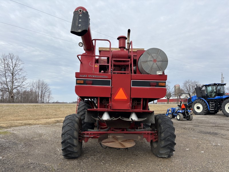 1989 Case IH 1660 Combine