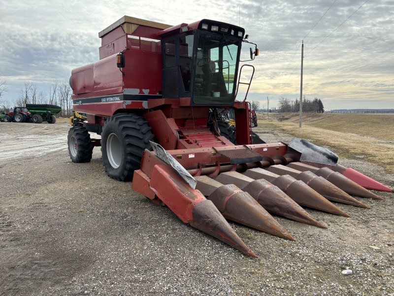 1989 Case IH 1660 Combine