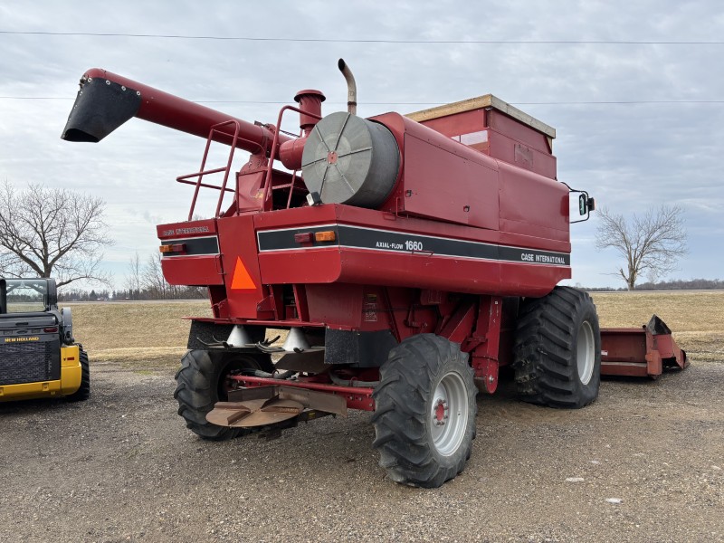1989 Case IH 1660 Combine