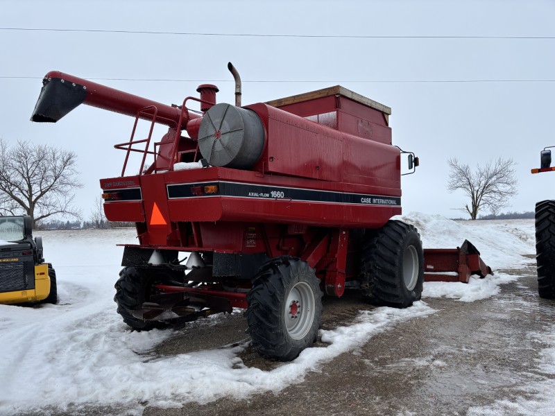 1989 Case IH 1660 Combine