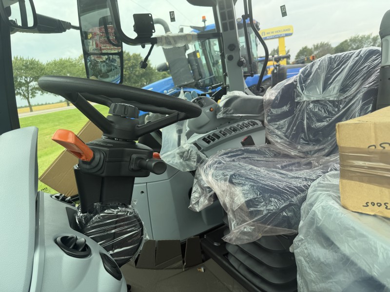 2026 New Holland T6.155 EC Tractor