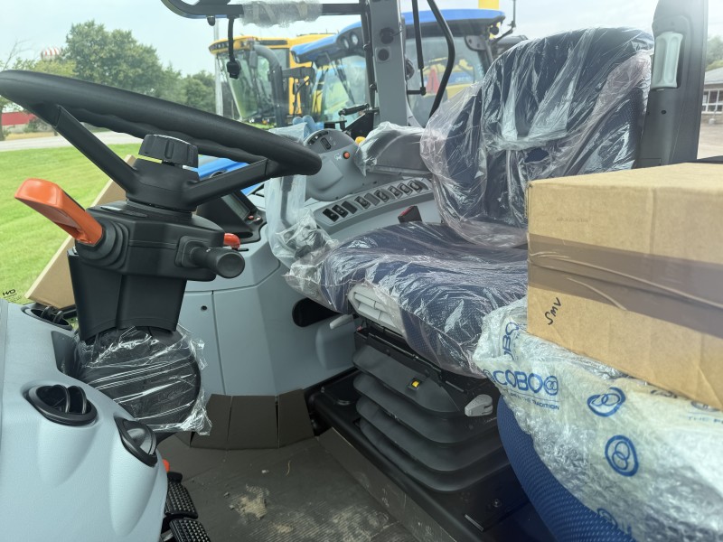 2026 New Holland T6.155 EC Tractor