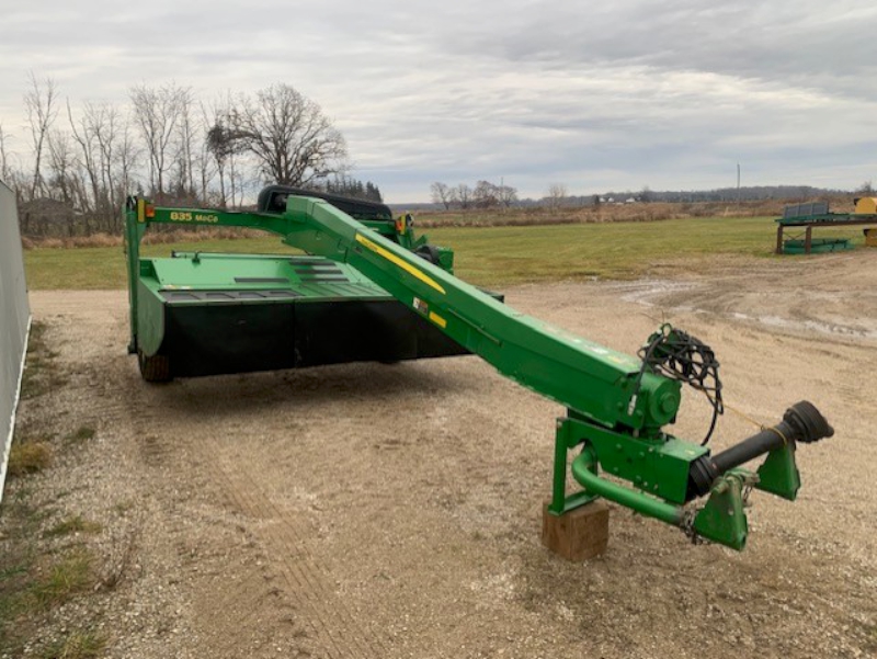 2011 John Deere 835 Mower Conditioner