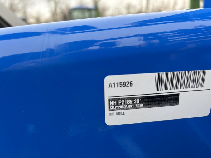 2025 New Holland P2185 30' Air Drill