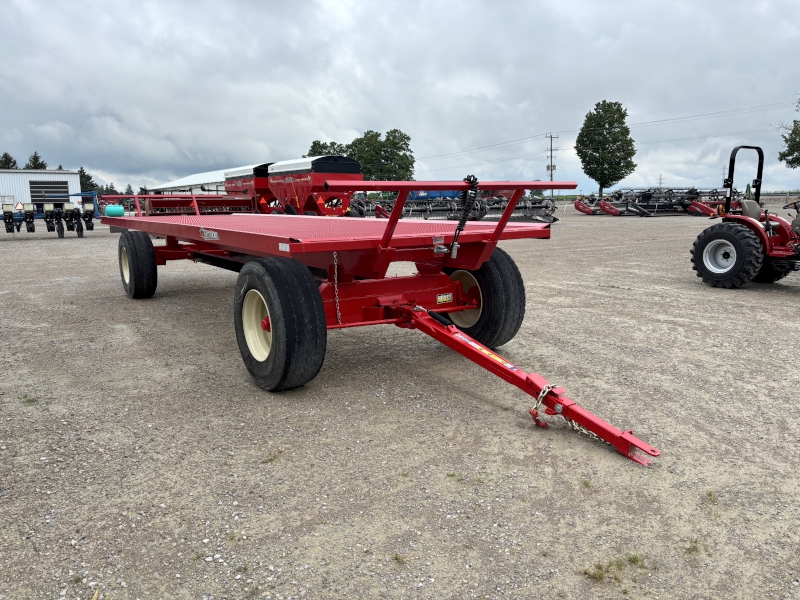 2026 JBM 8.5X30 ME Bale Wagon
