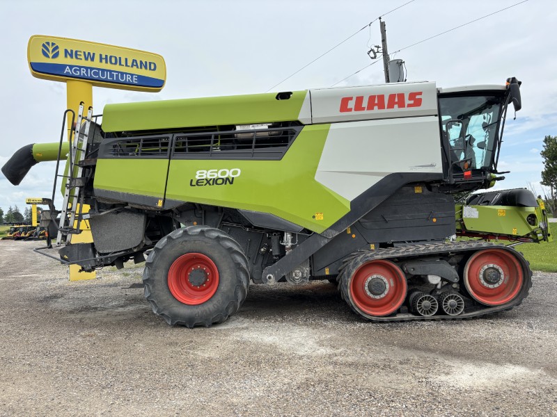 2021 CLAAS 8600TT Combine