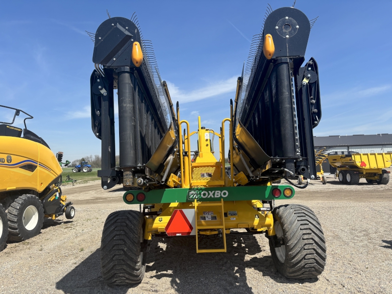 2026 Oxbo 2334 Windrow Merger