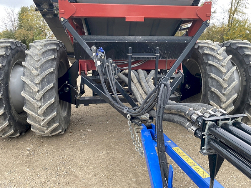 2013 New Holland P2080 30FT Drill