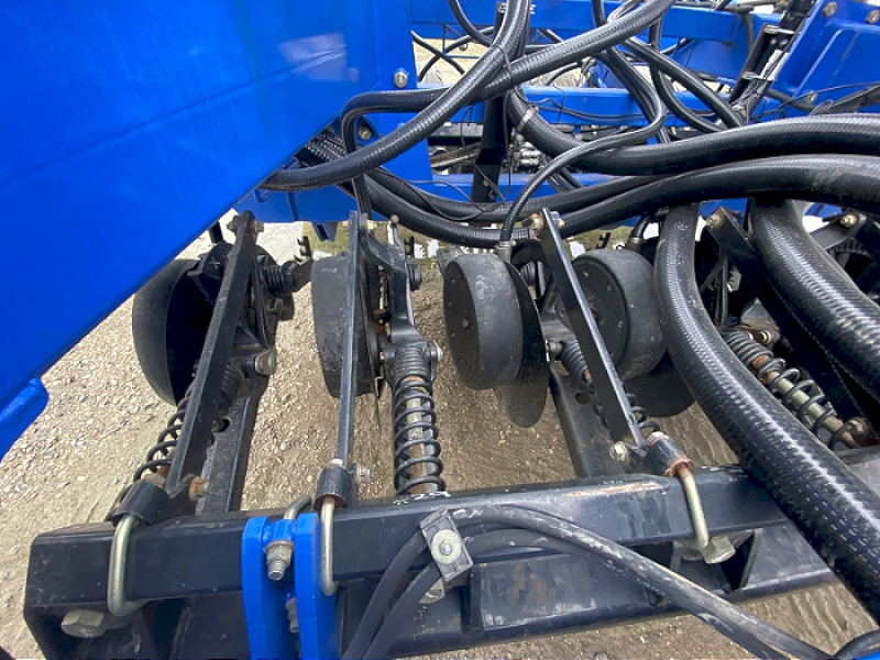 2013 New Holland P2080 30FT Drill