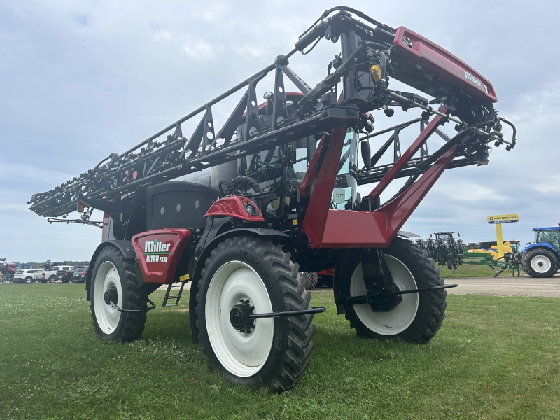 2024 Miller NITRO 7310 Sprayer/High Clearance