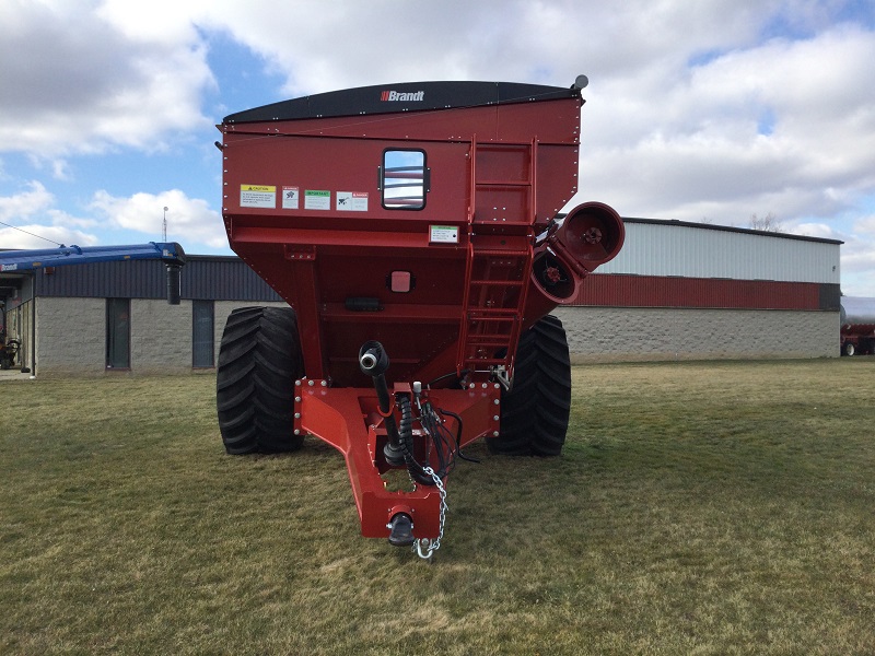 2022 Brandt 820XT Grain Cart