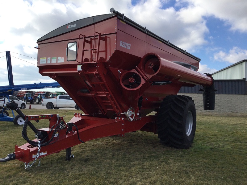 2022 Brandt 820XT Grain Cart