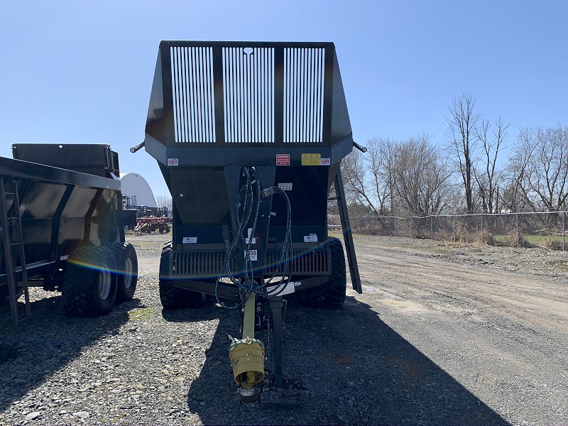2024 Ktwo EVO 1820 Manure Spreader