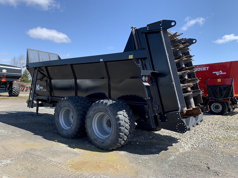 2024 Ktwo EVO 1820 Manure Spreader