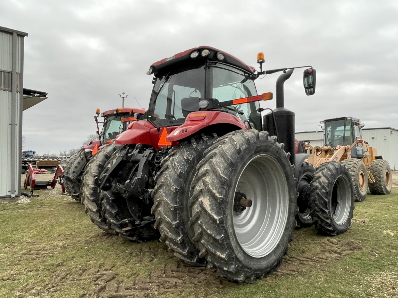 2015 Case IH MAGNUM 220 Tractor