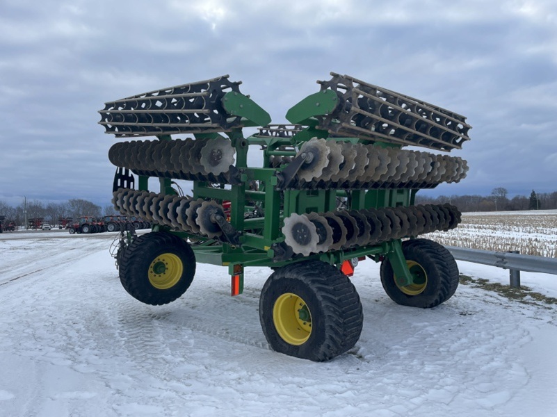 2023 John Deere 2680H Compact Disc