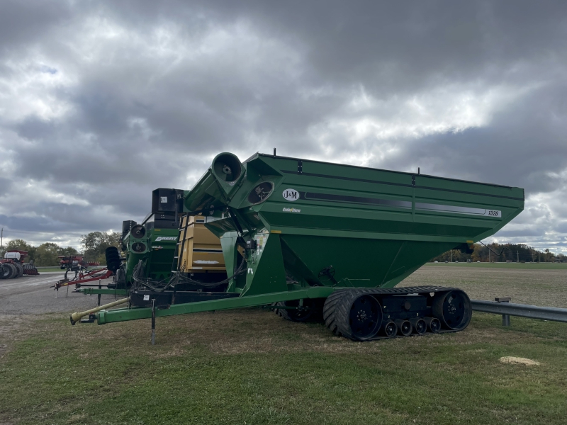 2015 J&M 1326-22 Grain Cart