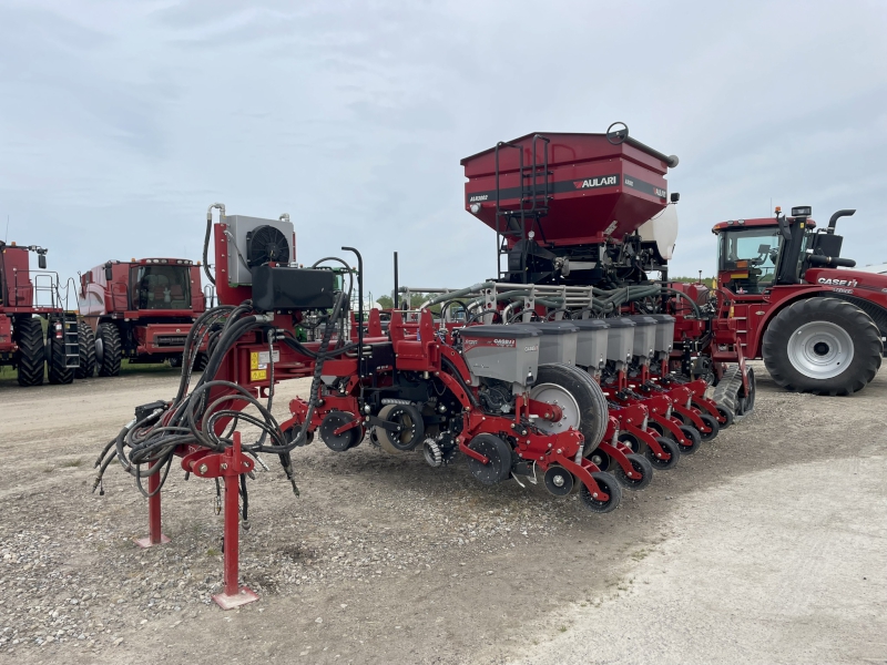 2022 Case IH 2150-16R Planter