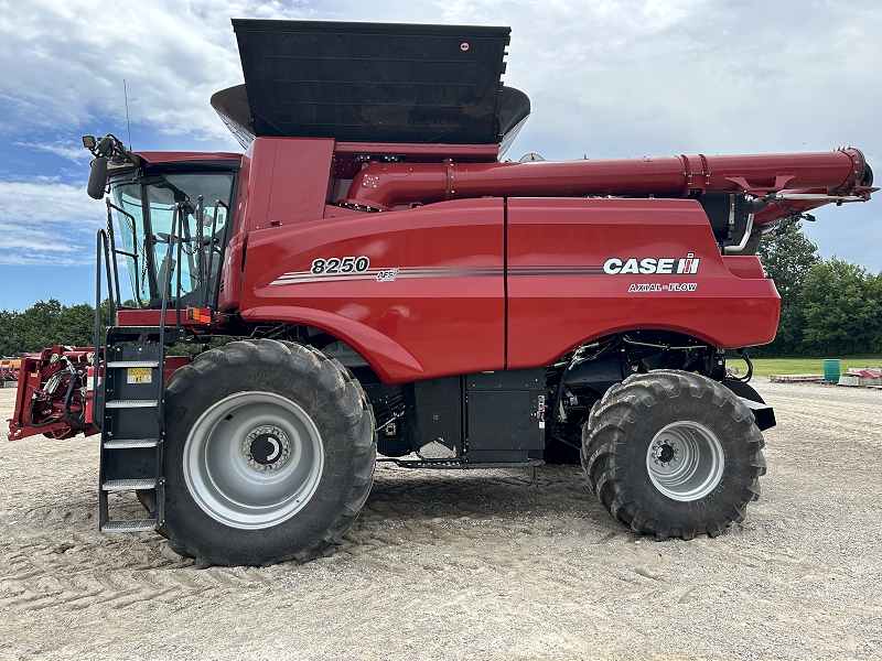 2023 Case IH 8250 Combine