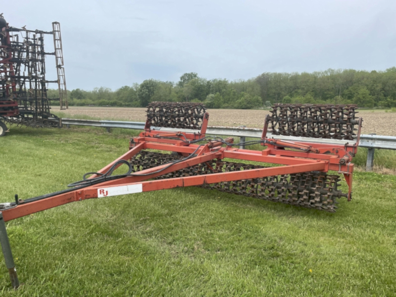 2020 R J Equipment RJF2020 Packer
