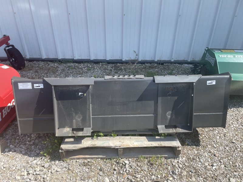 2025 New Holland 72" LPE Bucket