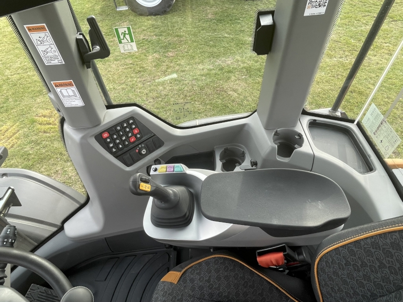 2025 Case 521G2 Wheel Loader