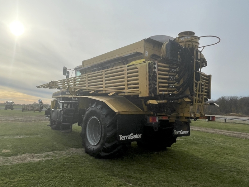 2015 Misc TG 9300B Fertilizer Spreader