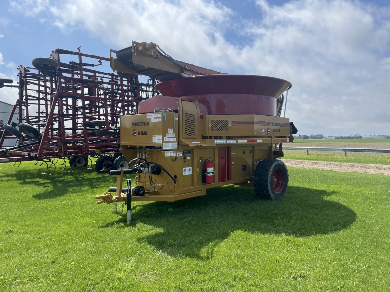 2025 Haybuster H-1135 Tub Grinder