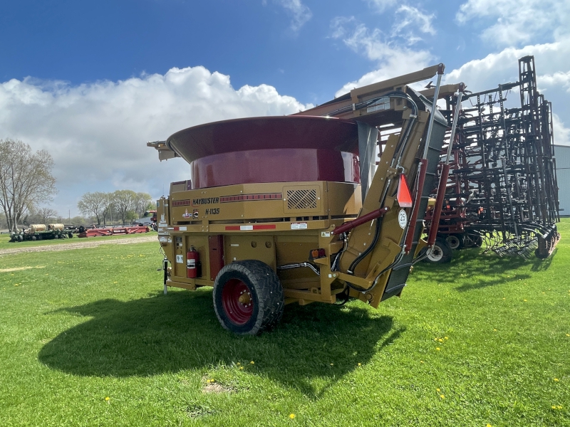 2025 Haybuster H-1135 Tub Grinder