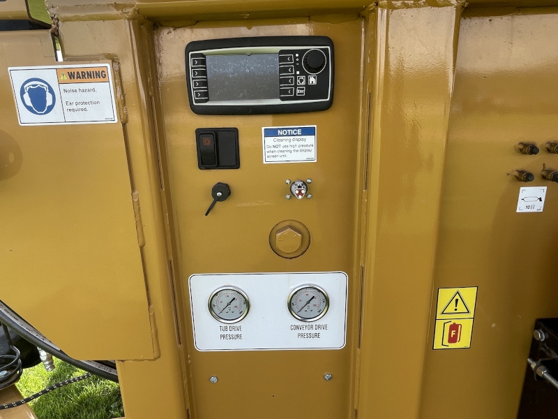 2025 Haybuster H-1135 Tub Grinder
