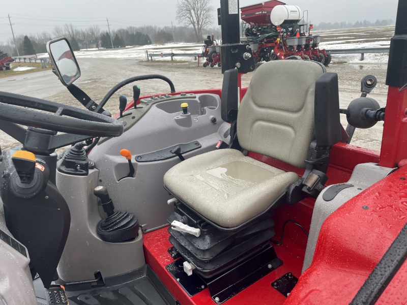 2017 Case IH FARMALL 85C Tractor