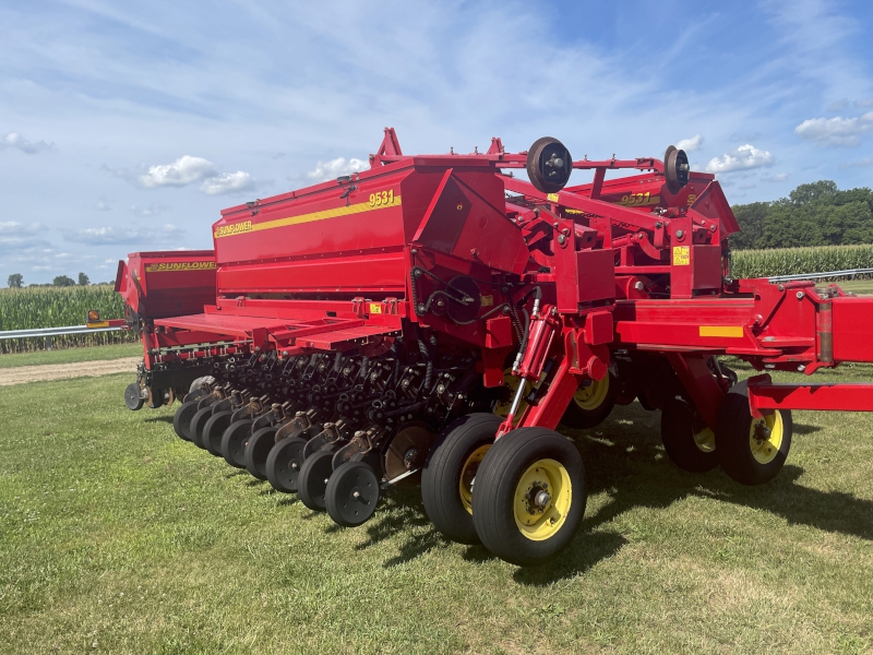 2013 Sunflower 9531 Drill