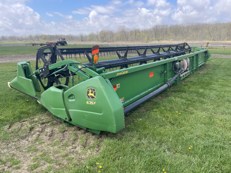2011 John Deere 635F Header Flex