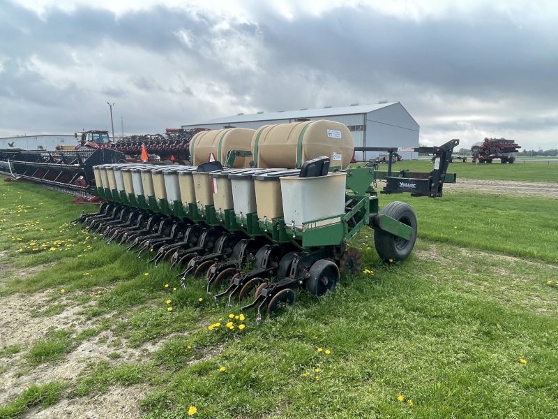 Great Plains 18FT Planter
