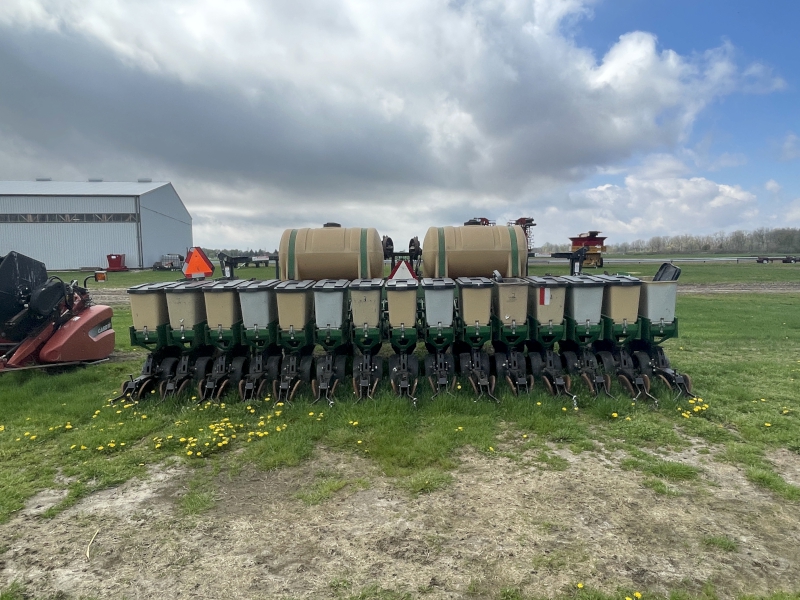 Great Plains 18FT Planter