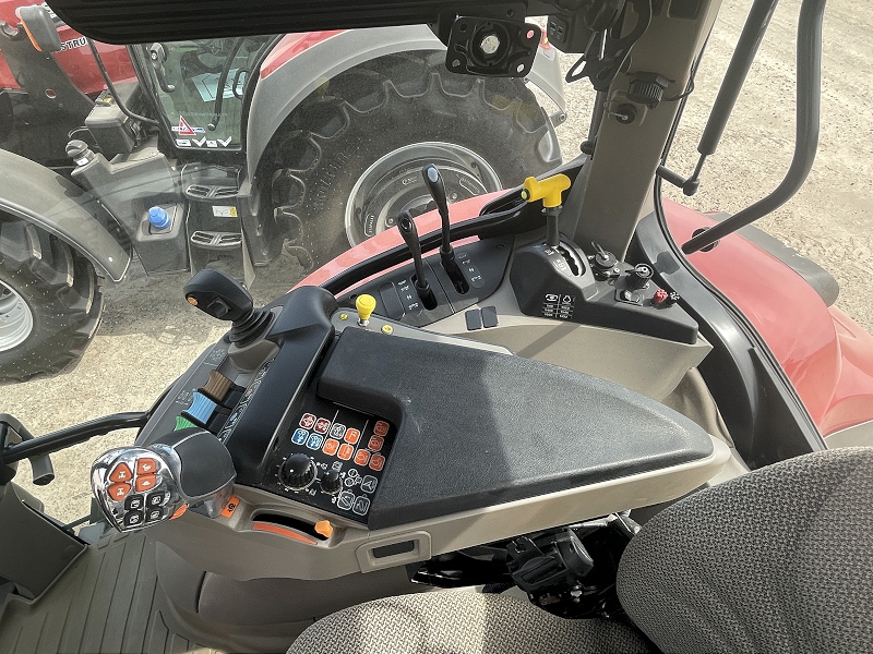 2024 Case IH VESTRUM 100 Tractor