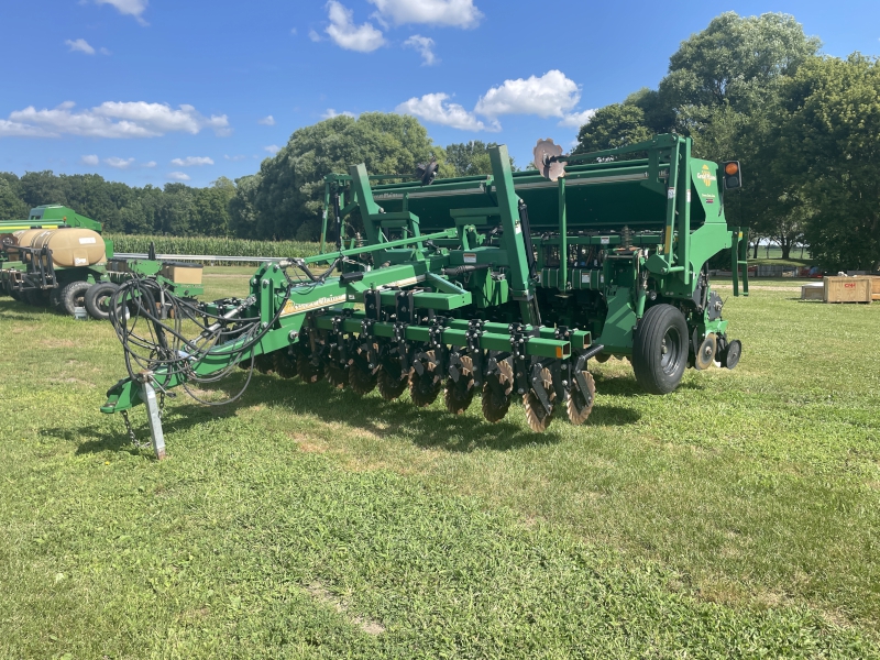 2008 Great Plains 1510 HDP Drill