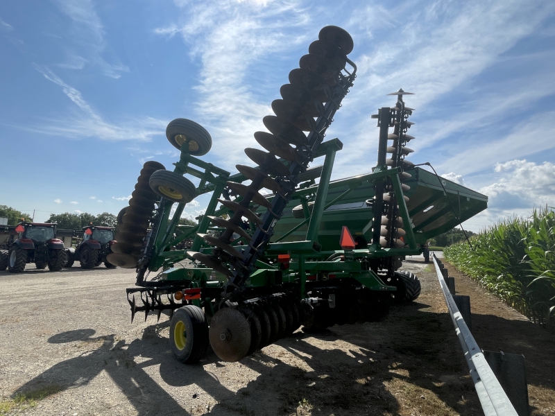 2013 John Deere 2623 Harrow