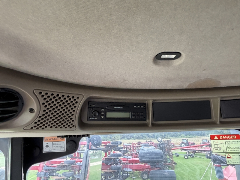 2004 Case IH 8010 Combine