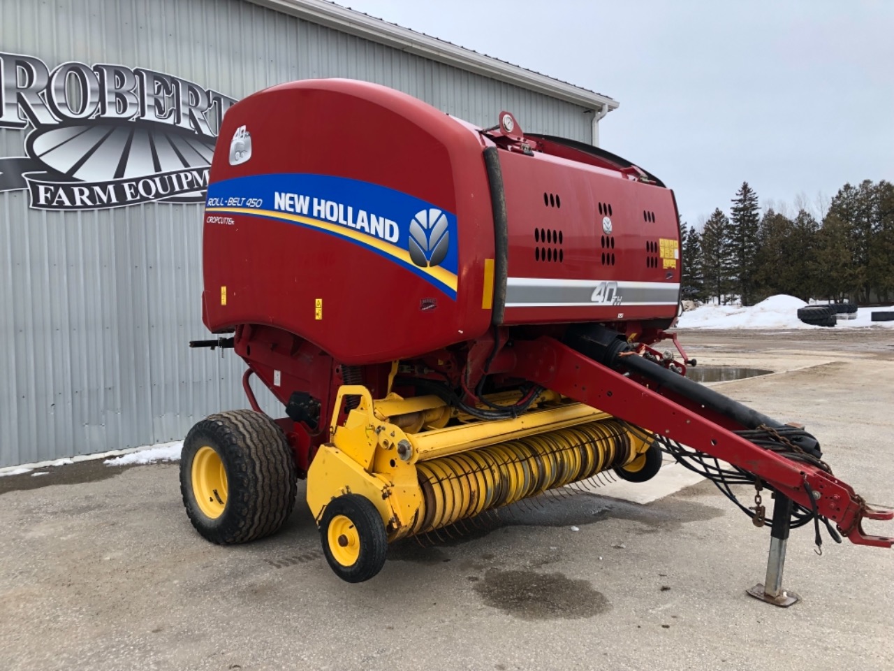 2015 New Holland Rollbelt 450 Baler/Round