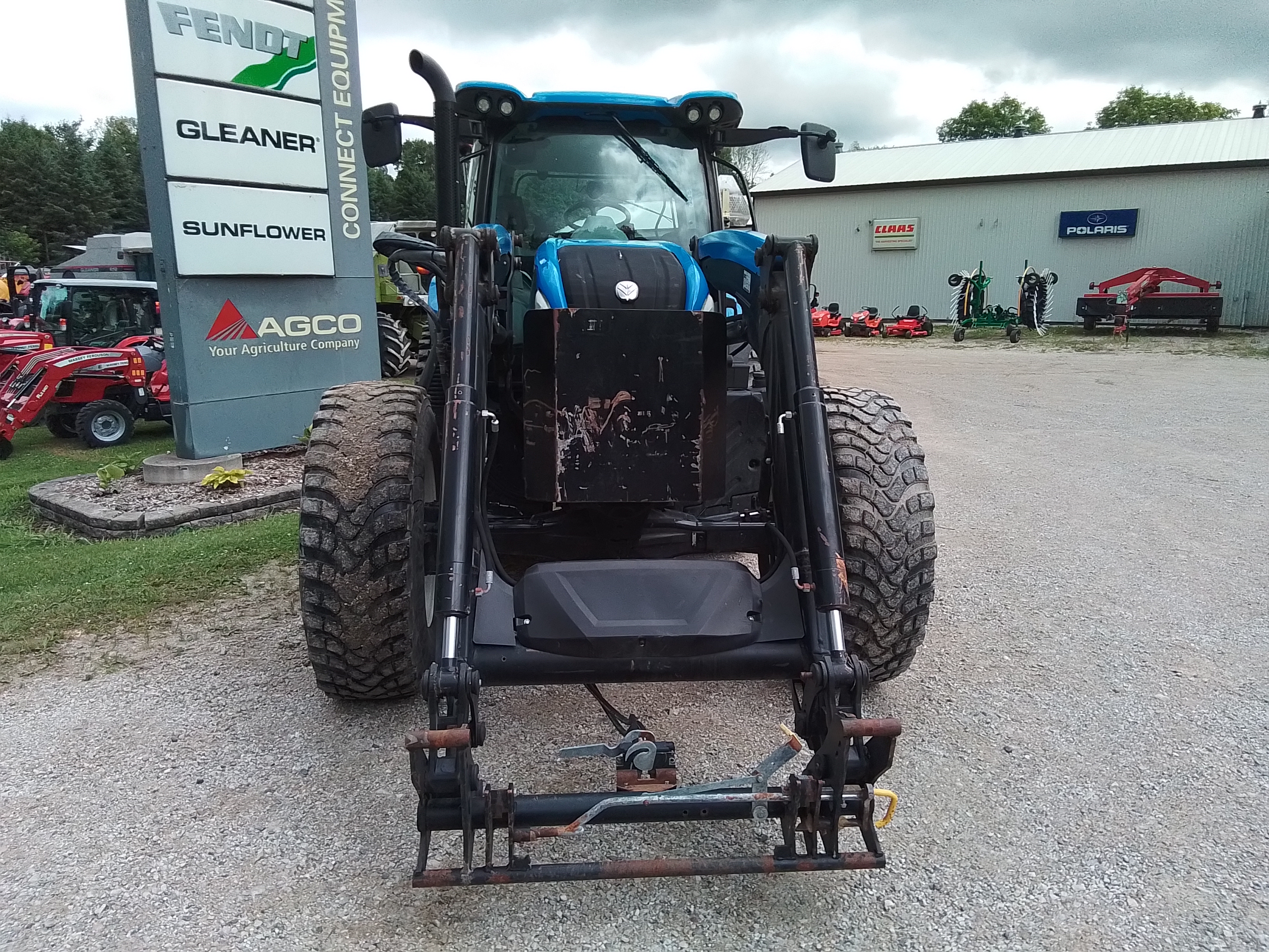2018 New Holland T6.145 Tractor