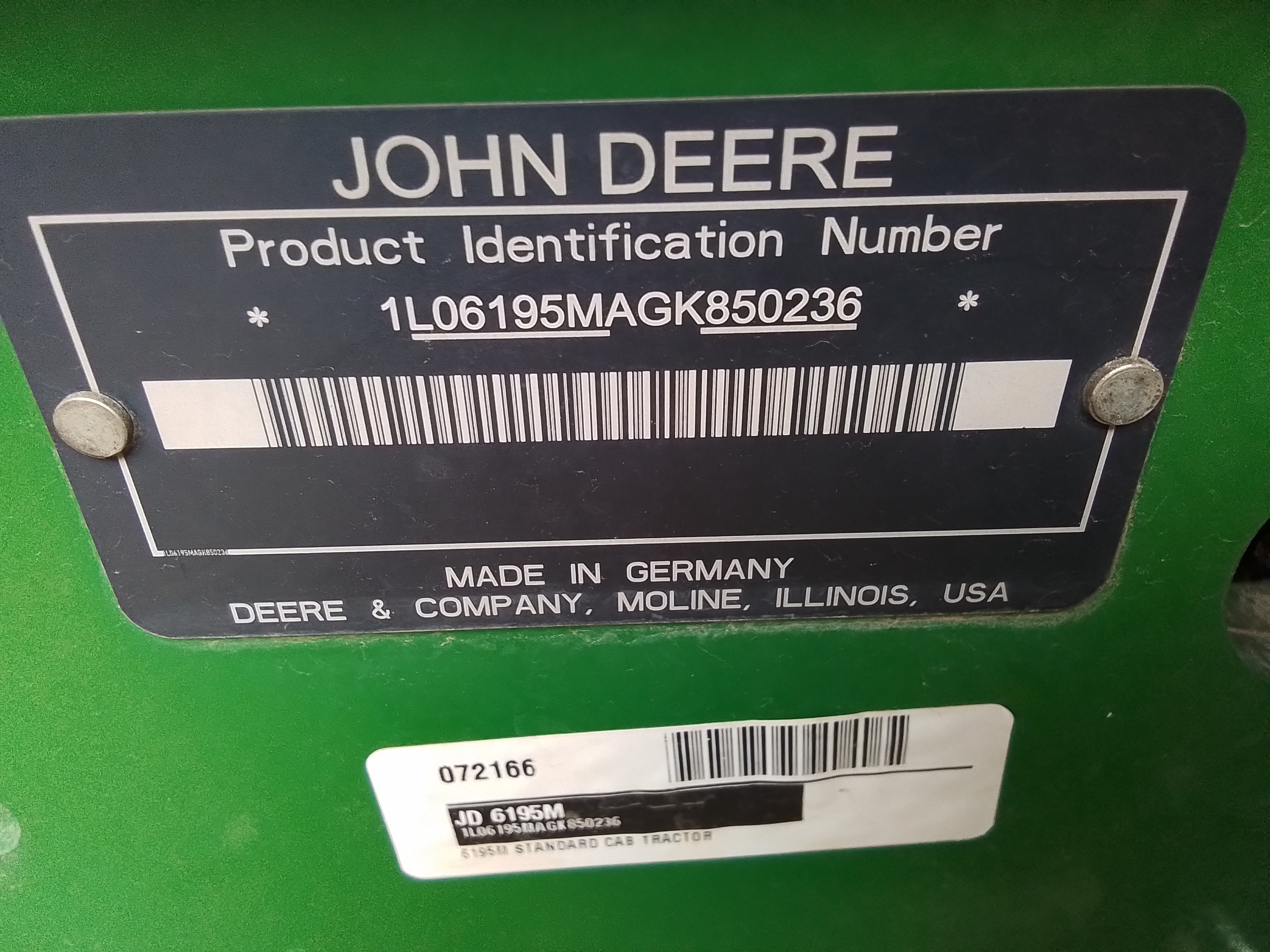 2016 John Deere 6195M Tractor